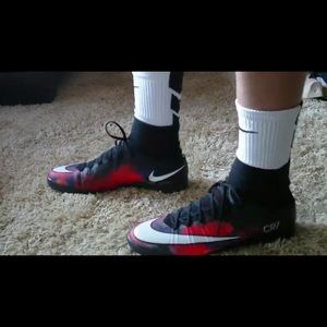 Nike CR7 Mercurial Victory Size 11.5